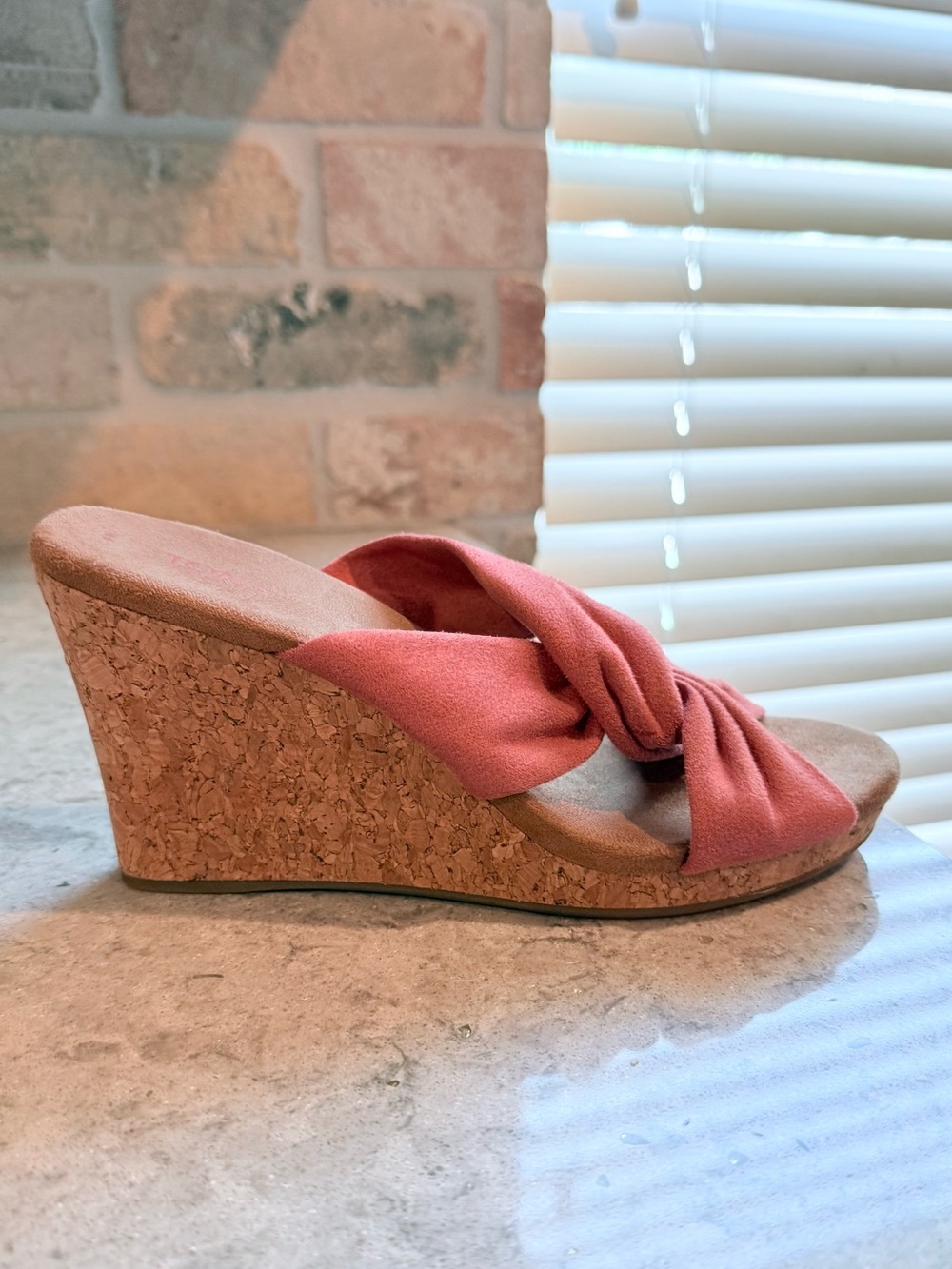 Toms Rose Serena Knot-Front Cork Wedge Sandals Size 6